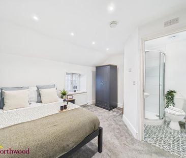 1 bedroom in a house share to rent - Photo 3