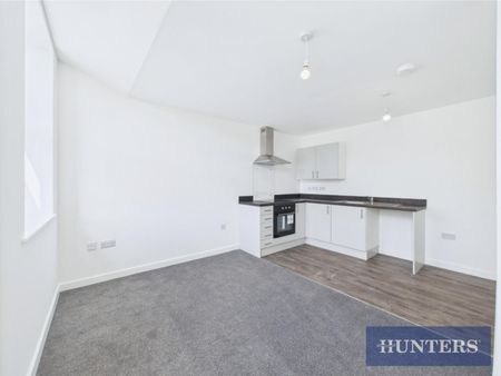 1 bedroom Flat To Let - Photo 5