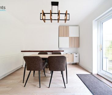 4 bedroom semi-detached house to rent - Photo 3
