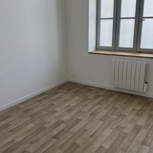 Location Appartement 4 pièces 78 m2 à Bazas - Photo 2