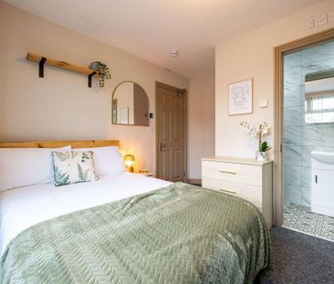 7 bedroom property to rent - Photo 6