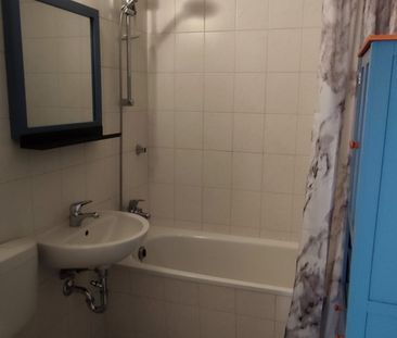 Nachmieter für 1-Raum-Wohnung ab 01.05.2025 Aufzug, Badewanne, groß... - Photo 6