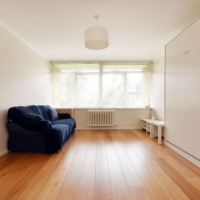 Maisonette to rent - Photo 1