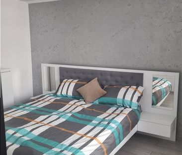 Inchiriere apartament 3 camere, mobilat si utilat modern, etaj 12/1... - Photo 4