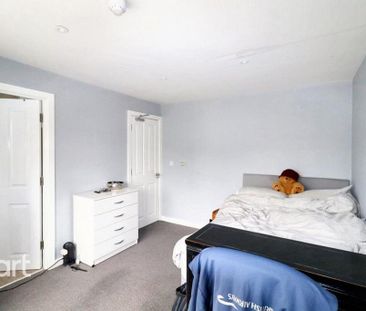 1 bedroom in a house share to rent - Photo 3