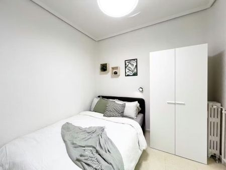 Avenida de Valladolid, Madrid, Community of Madrid 28008 - Foto 5