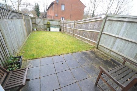 2 bedroom terraced house to rent - Photo 3