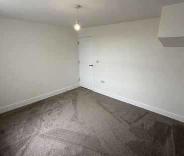 West Avenue, Rotherham, Bolton-Upon-Dearne - Photo 1