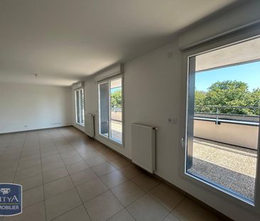 Location Appartement 3 pièces 75m² BOURG EN BRESSE 01000 - Photo 6