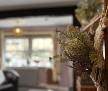 2 bedroom semi-detached house to rent - Photo 3