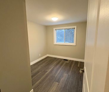 For Lease - 120 Birch Street Unit# Unit D, Collingwood, Ontario - Photo 2