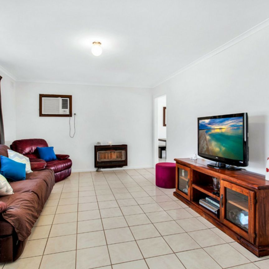 Well-Maintained 3-Bedroom Home - Photo 1