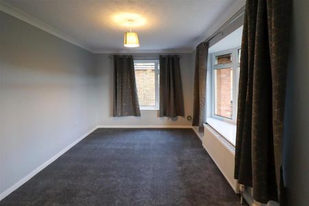 2 bedroom bungalow to rent - Photo 4