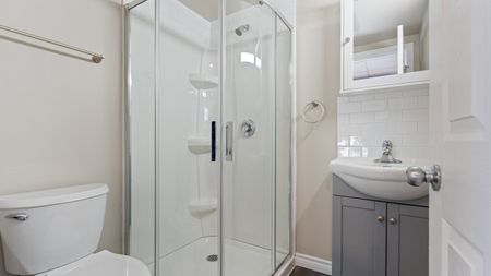 For Lease - 356 Wellington Street Unit# 1, Brantford, Ontario - Photo 2