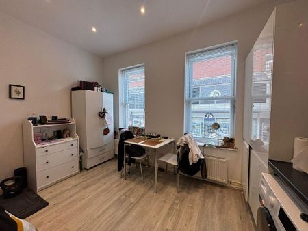 Studio to rent - Photo 5