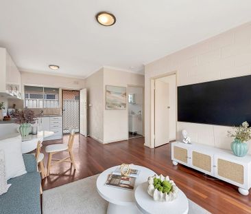 Walking Distance to Largs Bay!! - Photo 1