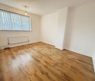 3 BED Detached house To rent - Photo 4