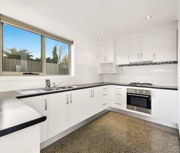 Modern and Low Maintenance Unit - Photo 2