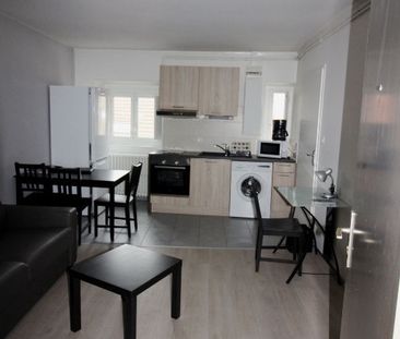 Location Appartement 1 pièce 24m² - Photo 4