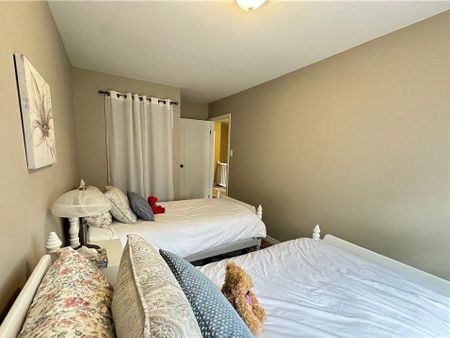 For Lease - 615 Tenth Street, Collingwood, Ontario - Photo 4