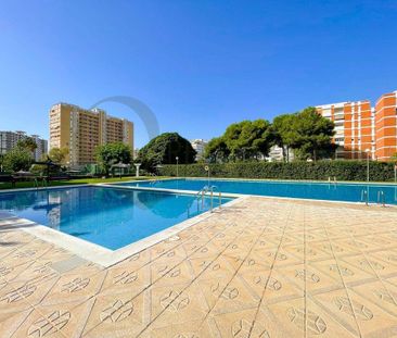 3 room luxury Flat for rent in Alicante, Spain - Photo 4