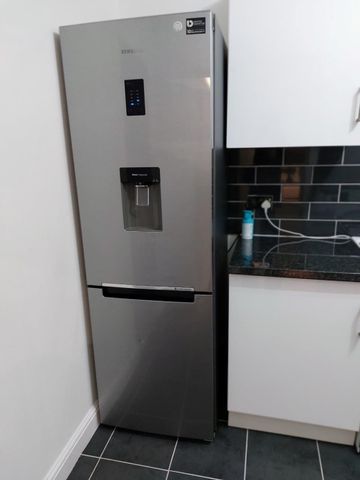 Room in a Shared House, Kenilworth Avenue, RG30 - Photo 4