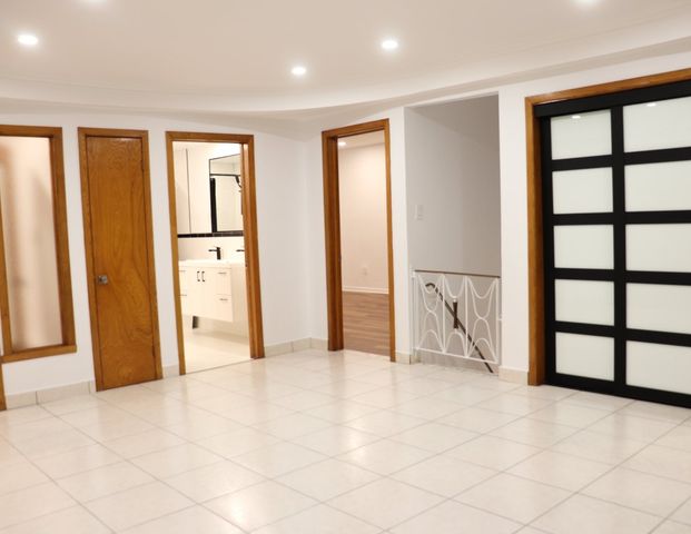 À louer / Maison à étages - Photo 1