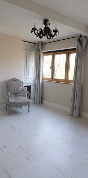 Lee Chapel South, Basildon - Photo 1