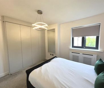 2 bedroom semi-detached house to rent - Photo 4