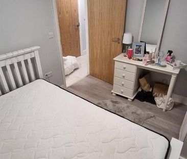 Apt 1, 23 Fitzroy Avenue, Belfast, BT7 1HS - Photo 4