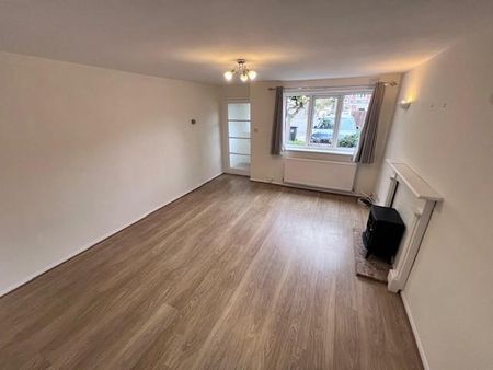 2 bedroom semi-detached house to rent - Photo 2