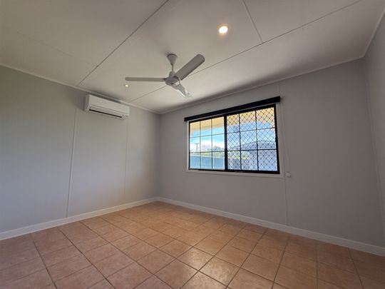 3 BEDROOM HOME IN DEERAGUN + POOL - Photo 1