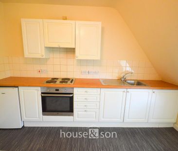 Studio to rent - Photo 5