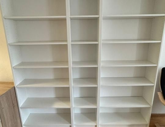 1-Zi-Appartement, ca. 30 m2, neu renoviert, möbliert, Nähe DEZ, - Foto 1