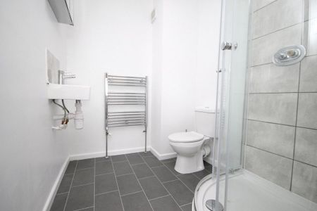 5 bedroom property to rent - Photo 4