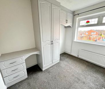 2 bedroom terraced house to rent - Photo 2