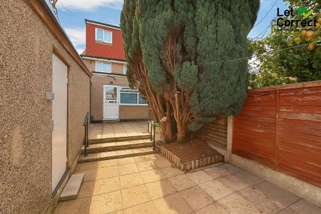 1 bedroom in a house share to rent - Photo 5