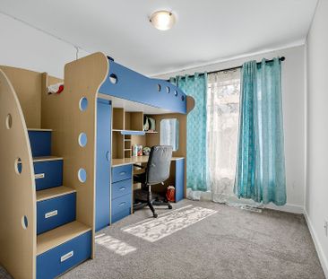 For Lease - 2025 Allegrini Terrace, Kanata, Ontario - Photo 2