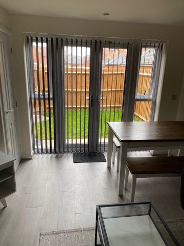 2 Bed Flat, Mistle Court, CV4 - Photo 3