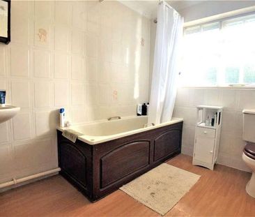 The Garden Flat, Lock Road, Marlow, Buckinghamshire, SL7 - Photo 6