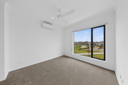 22 Jandakot Walk, Point Cook VIC 3030 - House For Rent | Domain - Photo 5