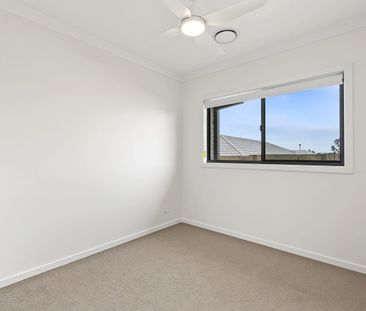 BRAND NEW 4-BEDROOM FAMILY HOME – MODERN LIVING IN REDBANK PLAINS! - Photo 3