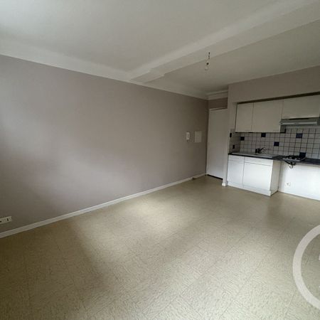 Location Appartement 2 pièces 33m² ORTHEZ 64300 - Photo 3