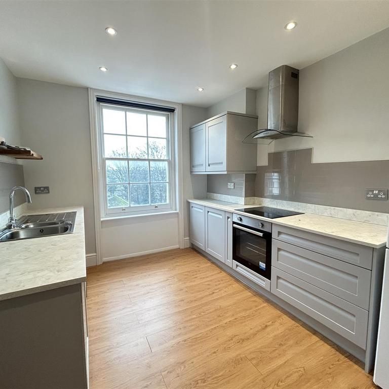 2 bedroom apartment to rent - Photo 1