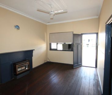 5 Kiesey Street, Coogee. - Photo 6