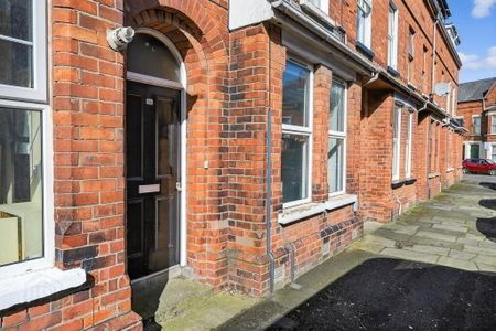 Flat 1, 24 Canterbury Street, Belfast, BT7 1LB - Photo 4