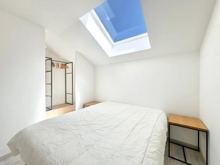 Location Maison 5 pièces 81m² SCIEZ 74140 - Photo 2