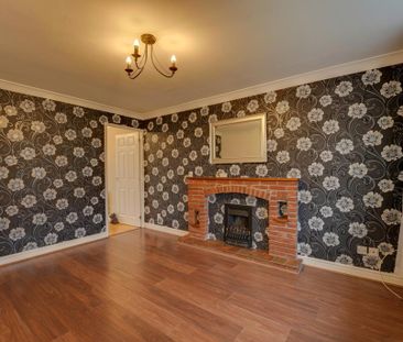 2 bedroom semi-detached house to rent - Photo 5