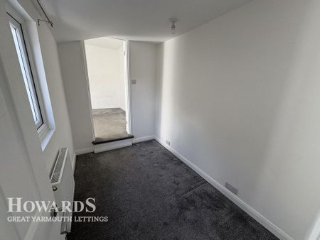 3 bedroom terraced house to rent - Photo 2