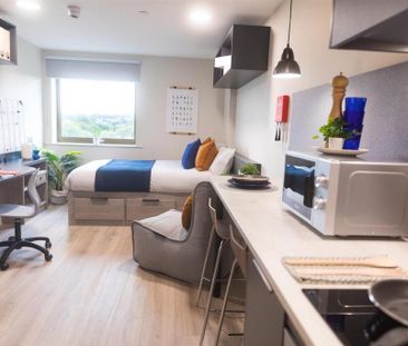 Studio to rent - Photo 2